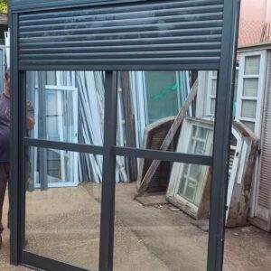 Porta Persiana Integrada Automática – Cinza Grafite