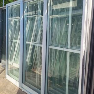 Porta em Alumínio Branco - 3 Folhas