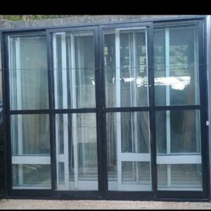 Porta de Alumínio Preto – 4 Folhas