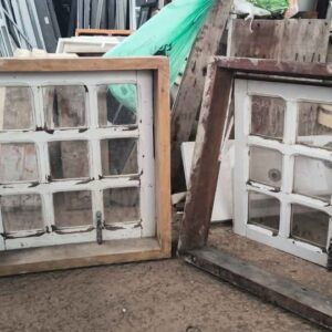 VITRÔ EM MADEIRA – MODELO MAXIA